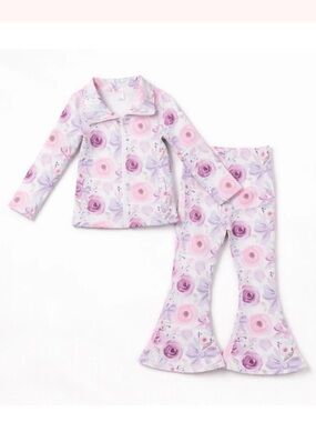NWT Boutique Blushing Blooms Zip Up Matching Set